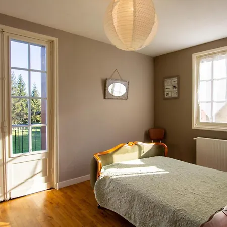 Evasion En Dordogne: Maison Au Bord De L'eau Avec Parking Prive - Fr-1-616-413 Mauzac-et-Grand-Castang