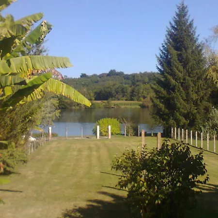 Evasion En Dordogne: Maison Au Bord De L'eau Avec Parking Prive - Fr-1-616-413 Semesterbostad Mauzac-et-Grand-Castang