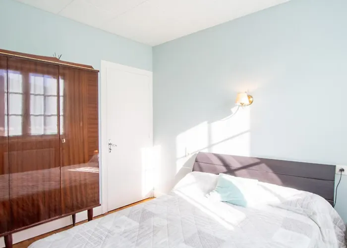 Evasion En Dordogne: Maison Au Bord De L'eau Avec Parking Prive - Fr-1-616-413 * Mauzac-et-Grand-Castang